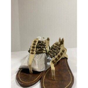 Yoki Olive beaded leather sandals size 9 NWOT
